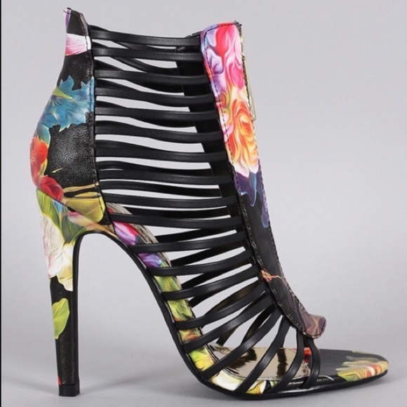 Liliana Shoes - ❤️Floral Strappy Pump