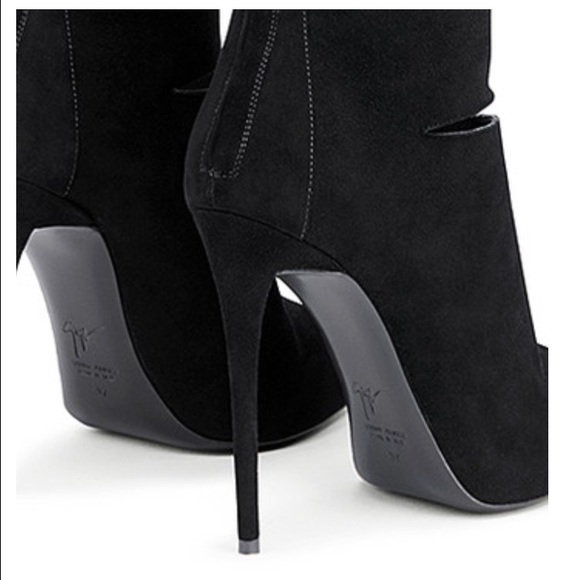Giuseppe authentic over the knee boots - Picture 2 of 4