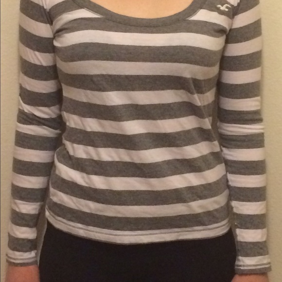 Hollister Scoop Neck Long Sleeve Shirt