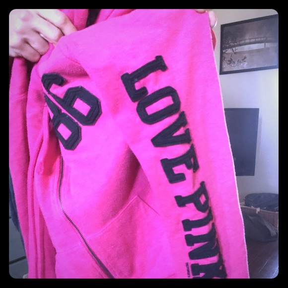 Love pink hoodie