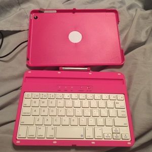 iPad mini Bluetooth keyboard case
