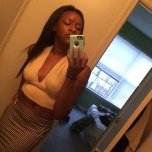 Meet your Posher, Harmony