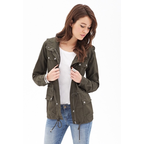 Light weight utility jacket