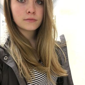 Meet your Posher, Emily