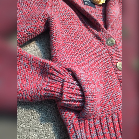 Authentic AMERICAN EAGLE sweater. - Picture 3 of 4