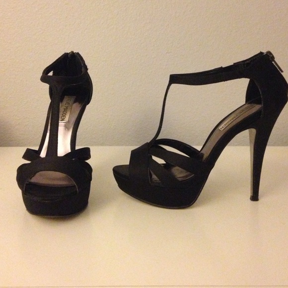 Steve Madden heels size 7.5. - Picture 2 of 2