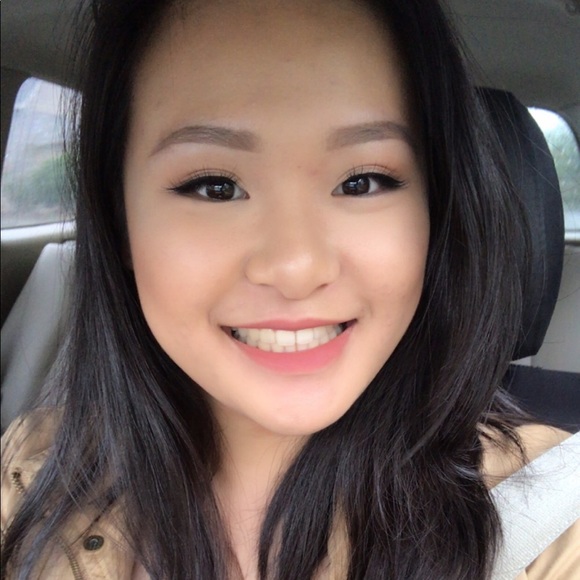 Meet your Posher, Linh - Picture 2 of 2