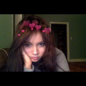 Meet your Posher, Gabriella