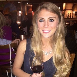 Meet your Posher, Sheila