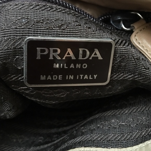 Prada mini shoulder bag in beige.  Condition 8/10. - Picture 4 of 4