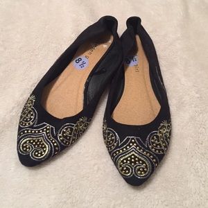 MADDEN GIRL BLACK POINTED FLATS