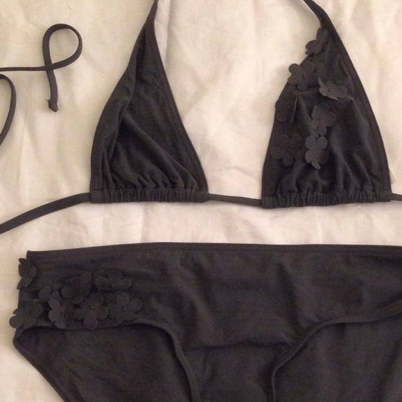 NWT Gap Floral Appliqué Grey Bikini - Picture 2 of 4