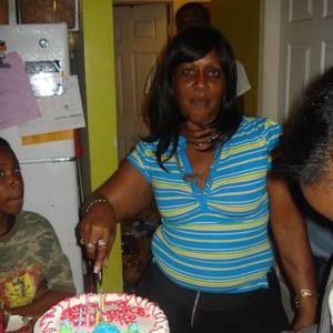 Meet your Posher, Maxine