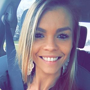 Meet your Posher, Kassandra