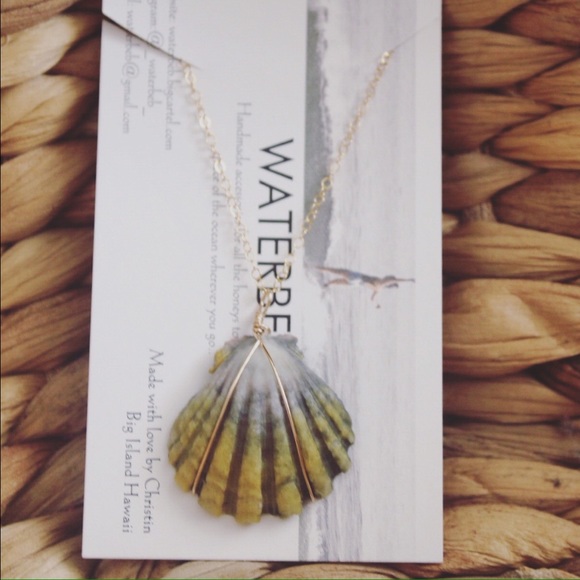 Sunrise shell necklace