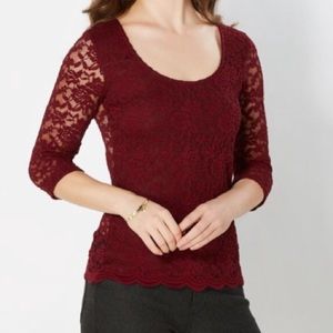 Rue 21 Burgundy three-quarter sleeve lace top