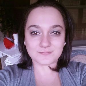 Meet your Posher, Sheena