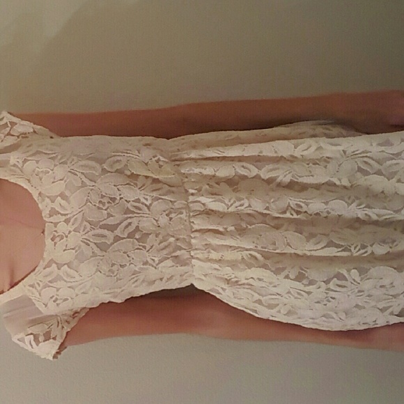 Monteau Lace Dress