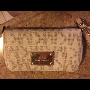 Mini Michael Kors clutch