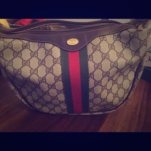 100% percent vintage Gucci "Accessory Collection"