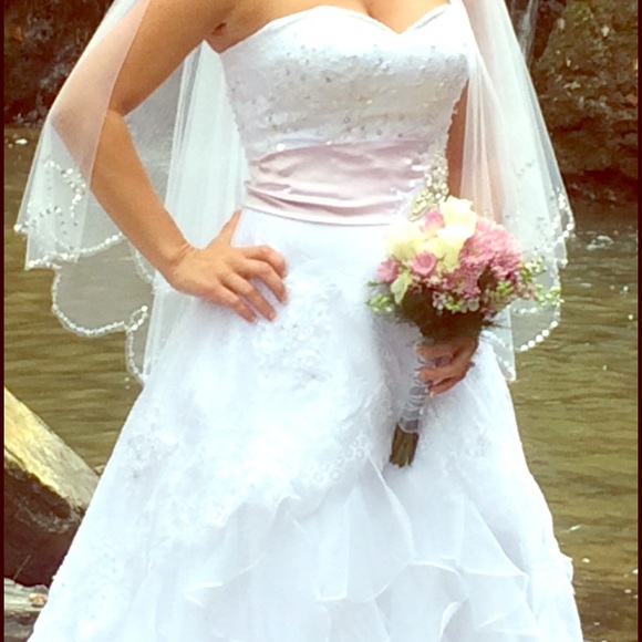 Wedding dress