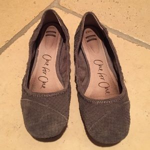 Toms Grey Flats