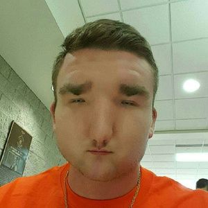 Meet your Posher, Dylan