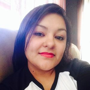 Meet your Posher, Pilar