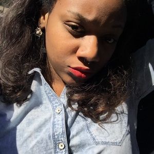 Meet your Posher, Alison