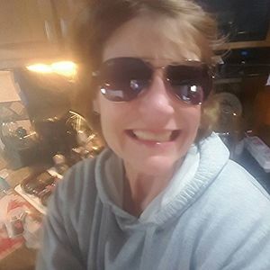 Meet your Posher, Evelyn reed