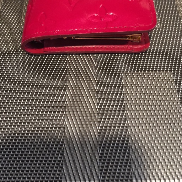 (SOLD) Louise Vuitton Wallet Extra Pictures - Picture 4 of 4