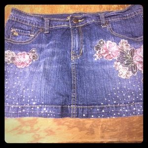 Mini skirt new
