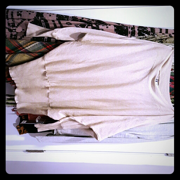 NWT JLO sweater