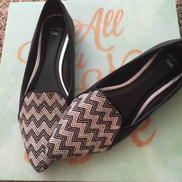 Super cute pointy flats