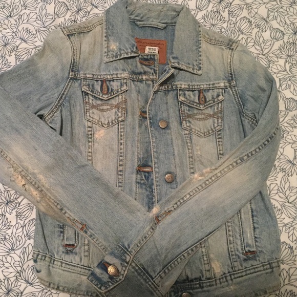 Abercrombie & Fitch Jackets & Blazers - Abercrombie and Fitch Vintage Jean Jacket