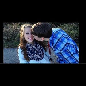 Meet your Posher, Sierra