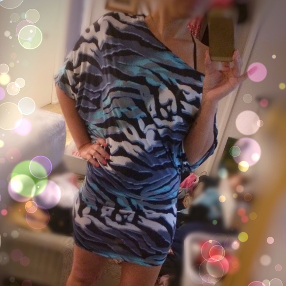 Windsor Dress - Picture 2 of 2