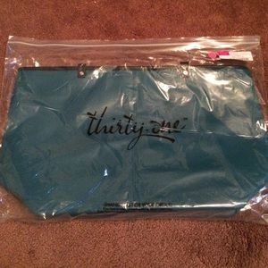 Style Setter in Teal