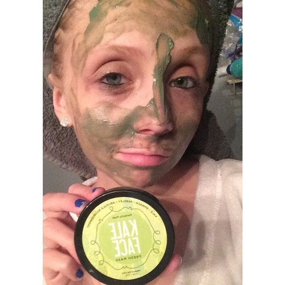 Meet your Posher, Brianna - Picture 1 of 1