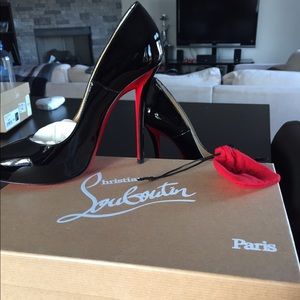 Christian Louboutin Argotik Pump