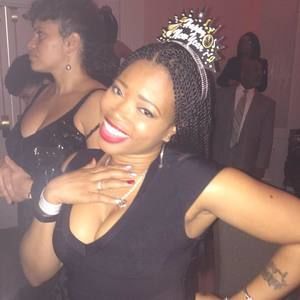 Meet your Posher, Aronda