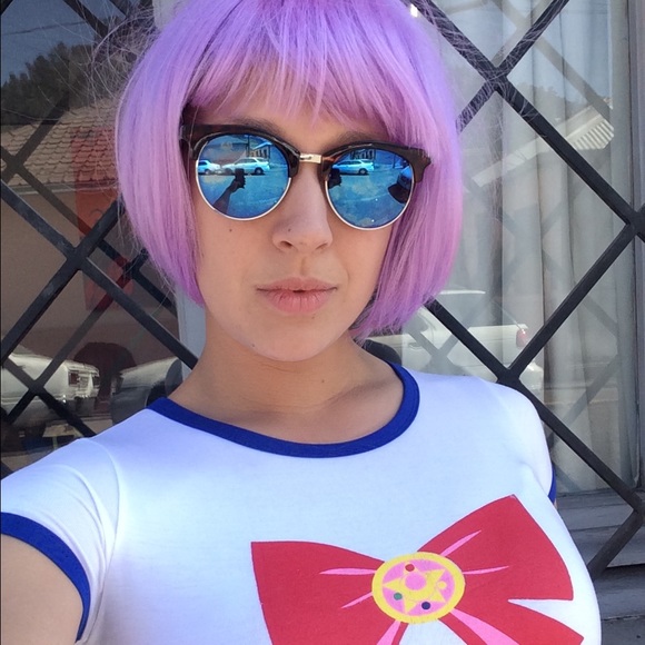 Meet your Posher, Emilie - Picture 2 of 2