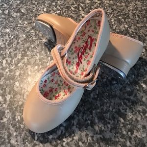Capezio tap shoes for girls Velcro buckle dance