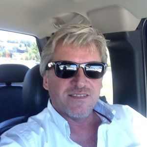 Meet your Posher, Lewis