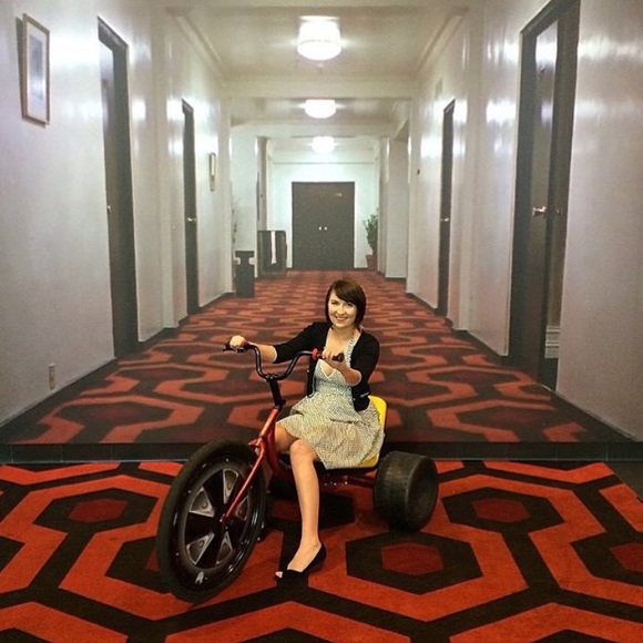 Meet your Posher, Christina - Picture 3 of 4