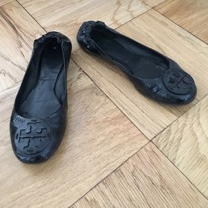 Tory burch flat shoes