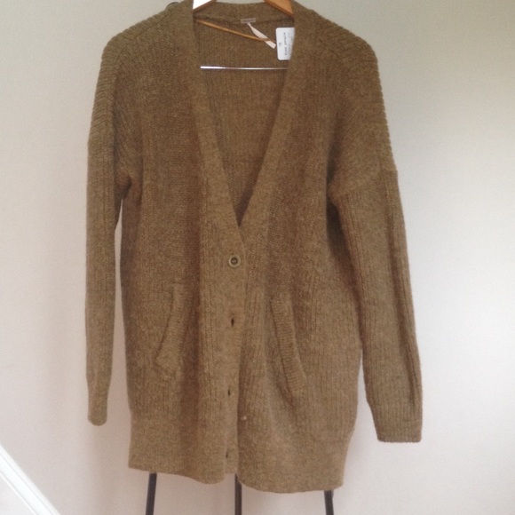 Free People Sweaters - 🆕 Free People Camel Cardi