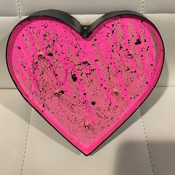 Pink and Black Heart Shaped Light 💕