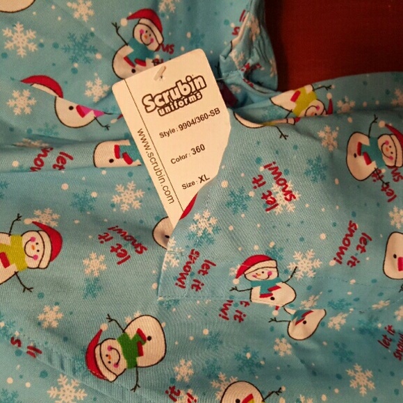 Scrubs Top - Picture 2 of 2