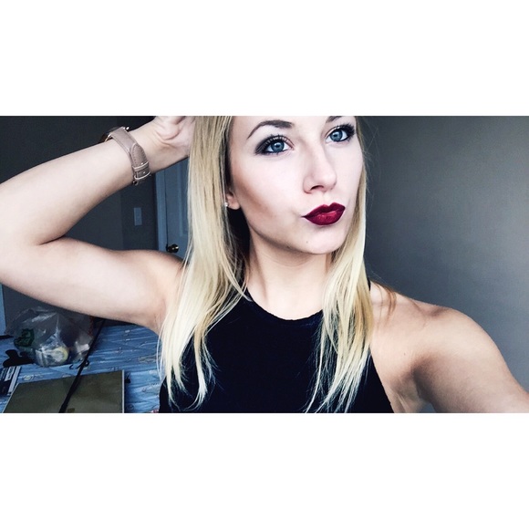 Meet your Posher, Kallie